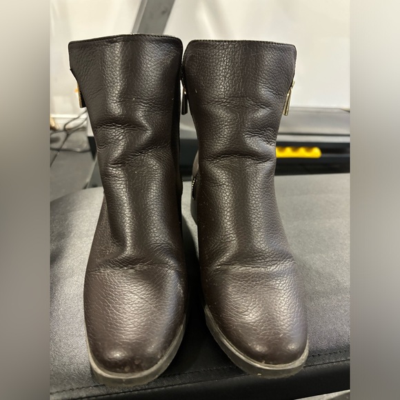 Pleather bergundy boot - Picture 2 of 4